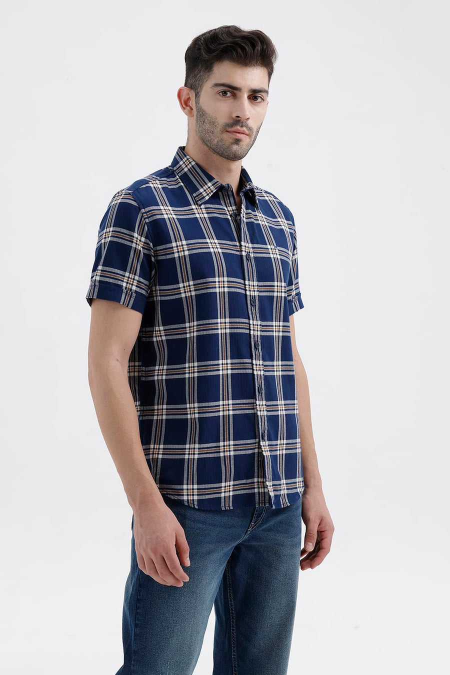 BASICS SLIM FIT INSIGNIA NAVY COTTON DOBBY CHECKS HALFSLEEVES SHIRT