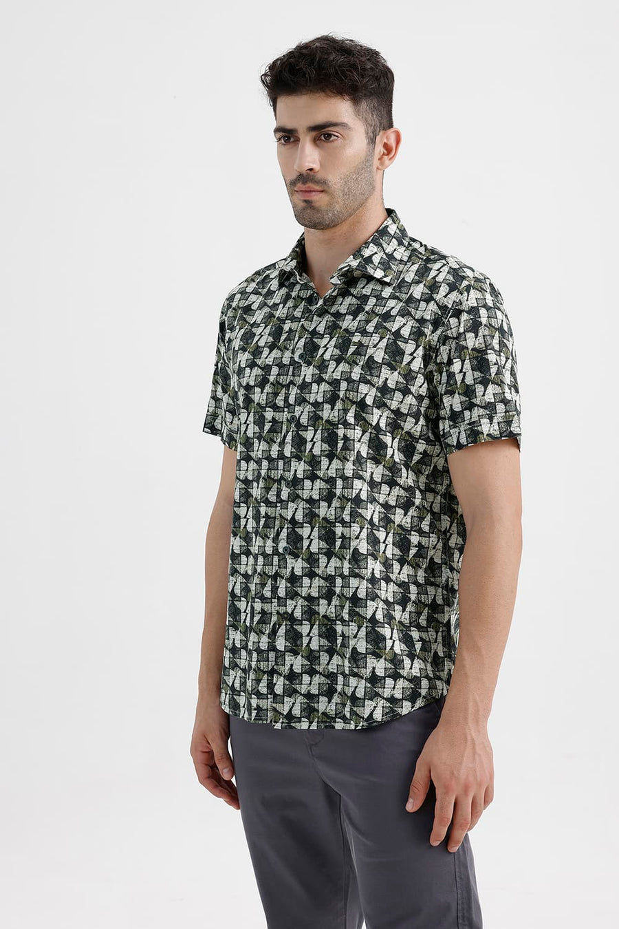 BASICS SLIM FIT BLACK GRAPHITE COTTON VISCOSE DIGITAL PRINTED HALFSLEEVES SHIRT