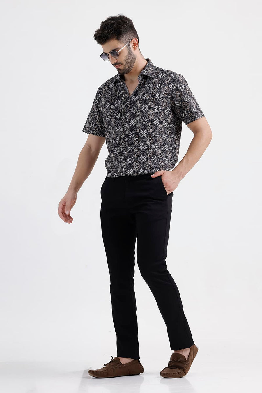 BASICS SLIM FIT BROWN ANTHRACITE COTTON VISCOSE DIGITAL PRINTED HALFSLEEVES SHIRT