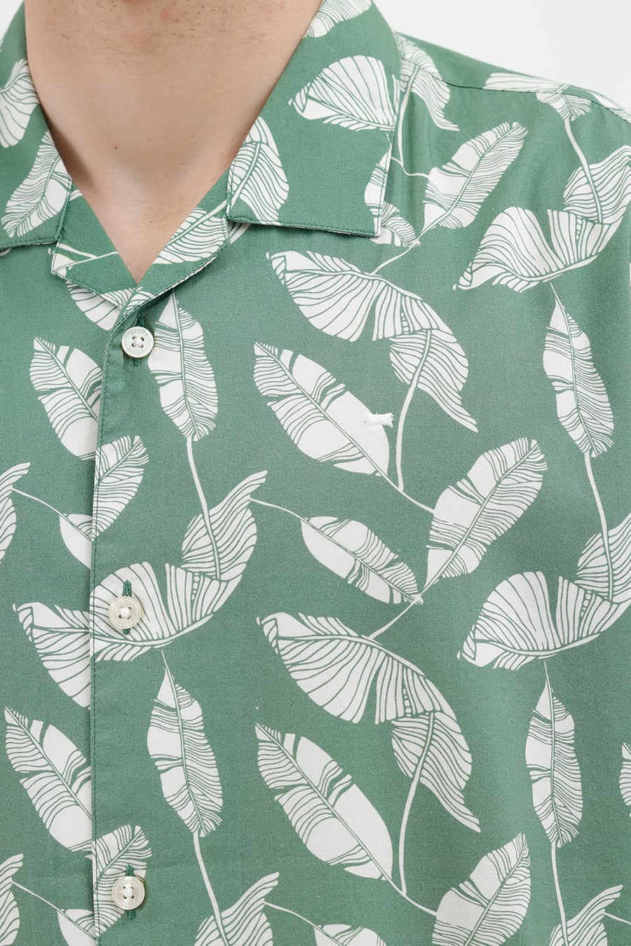 BASICS RELAXED FIT VINEYARD GREEN COTTON VISCOSE DIGITAL PRINTED HALFSLEEVES SHIRT
