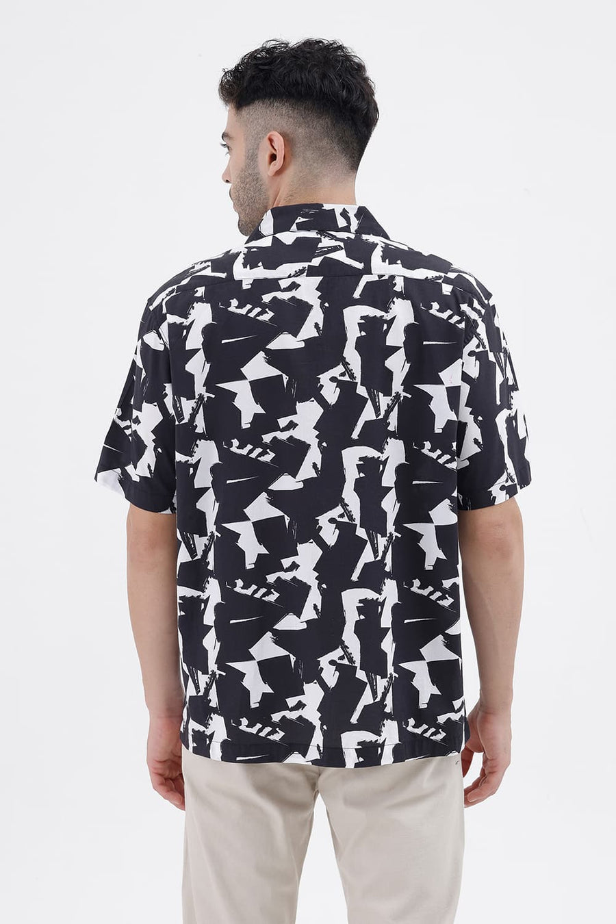 BASICS RELAXED FIT PHANTOM BLACK COTTON VISCOSE DIGITAL PRINTED HALFSLEEVES SHIRT
