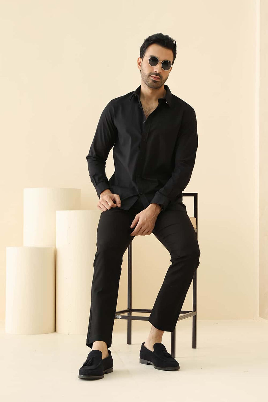 Basics Slim Fit Vulcan Black Cotton Oxford Shirt