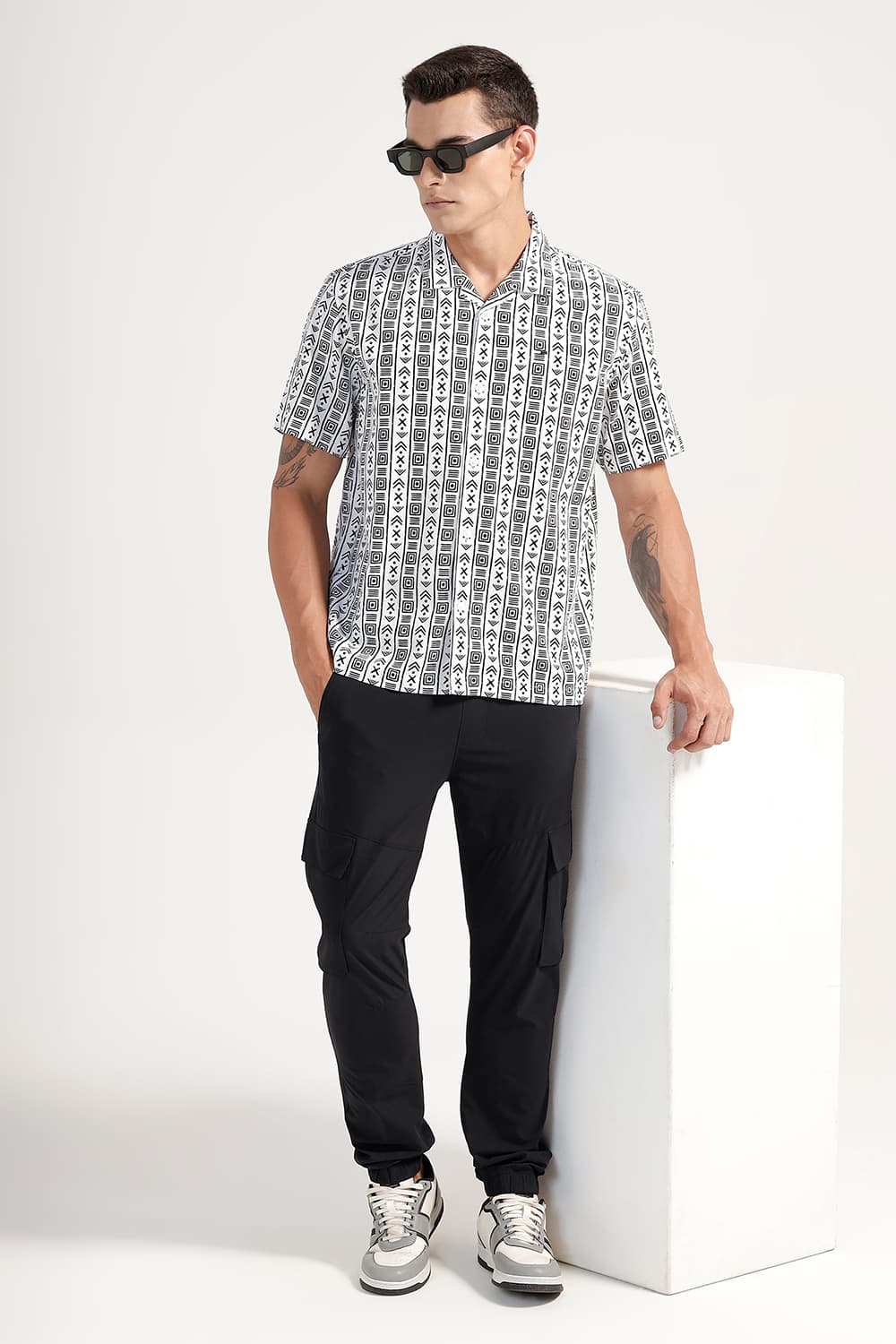 RELAXED FIT COTTON HOPSACK PRINTED HALFSLEEVES SHIRT