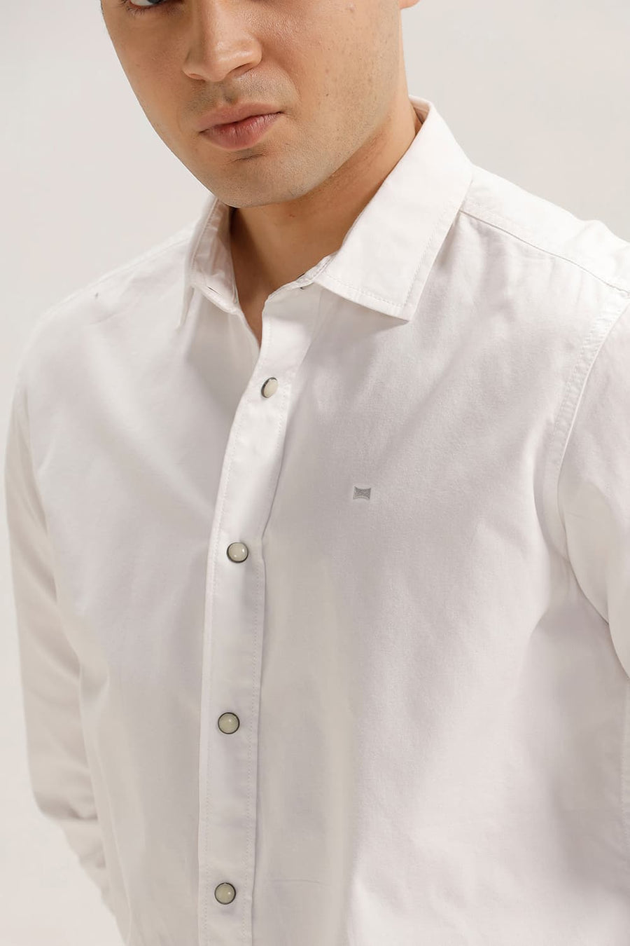 BASICS SLIM FIT WHITE COTTON TWILL SHIRT