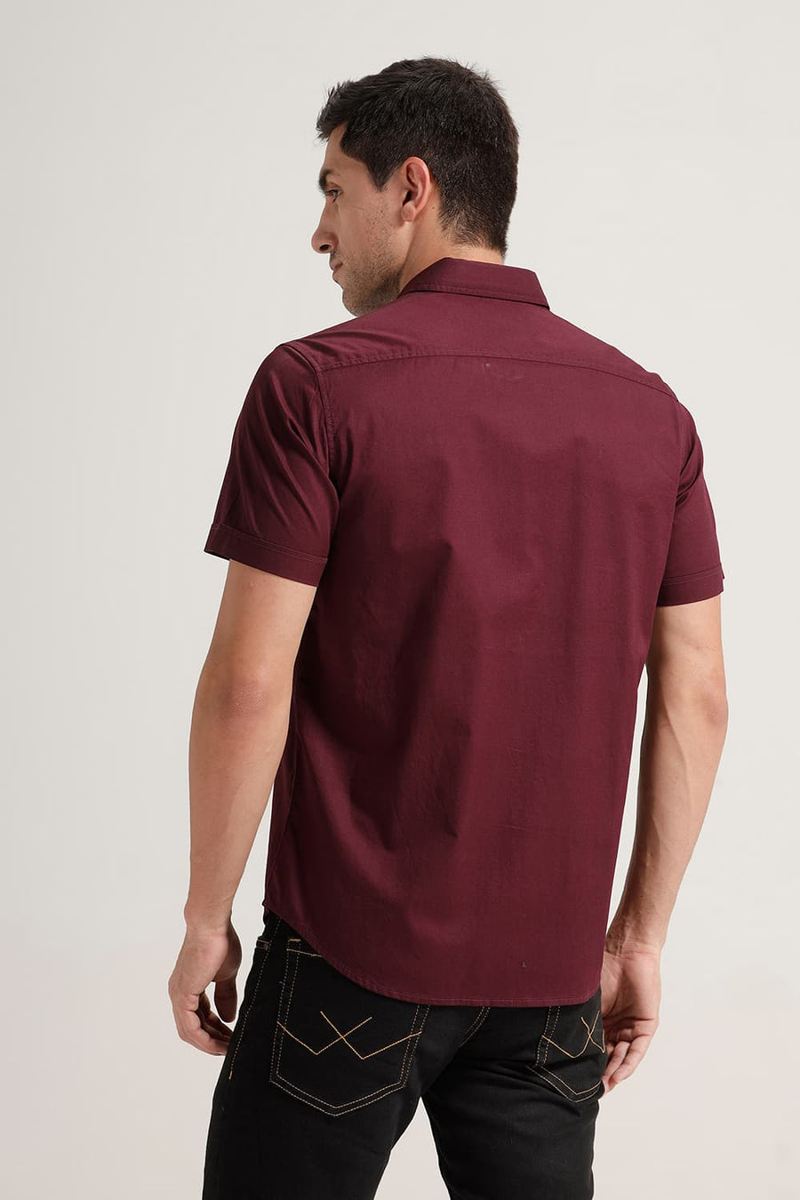 BASICS SLIM FIT WINE COTTON TWILL HALFSLEEVES SHIRT