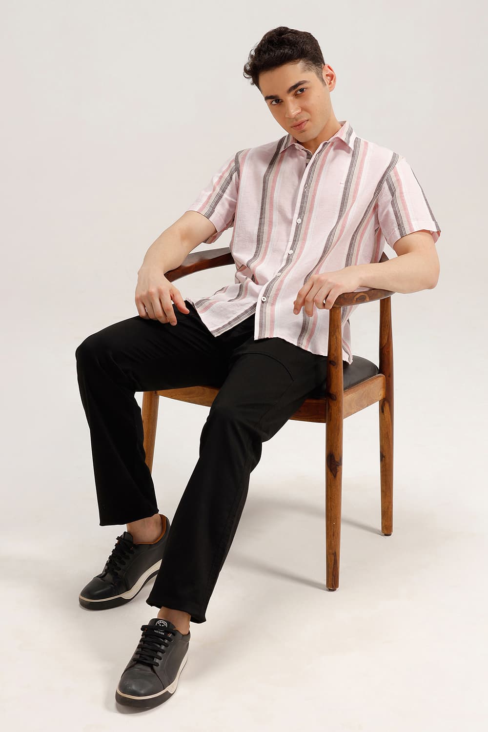 SLIM FIT COTTON LENO DOBBY STRIPE HALFSLEEVES SHIRT