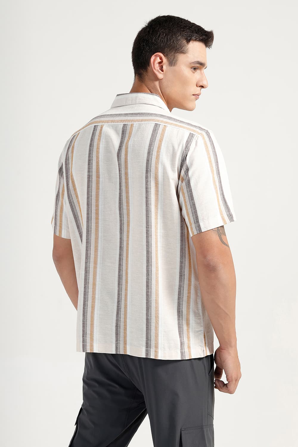 RELAXED FIT COTTON LENO DOBBY STRIPE HALFSLEEVES SHIRT
