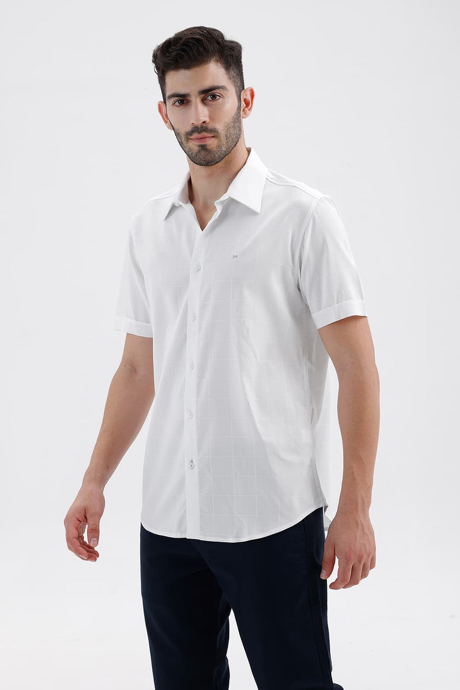 BASICS SLIM FIT BRILLIANT WHITE VISCOSE POLYESTER STRETCH SELF CHECKS HALFSLEEVES SHIRT