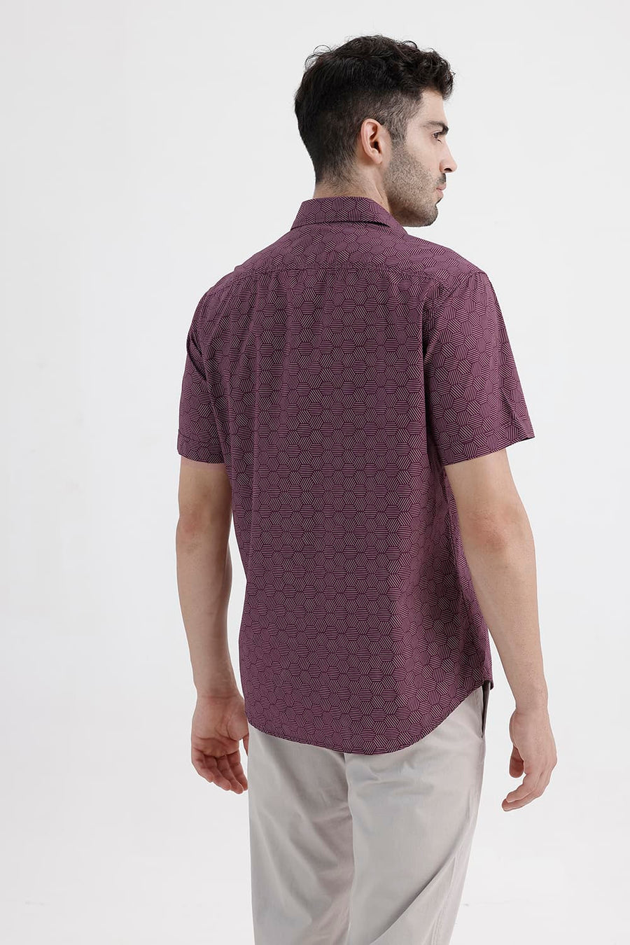 BASICS SLIM FIT POMEGRANATE WINE COTTON PRINTED HALFSLEEVES SHIRT