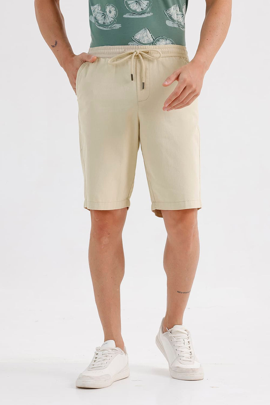 BASICS COMFORT FIT WOOD ASH BEIGE COTTON STRUCTURE SHORTS
