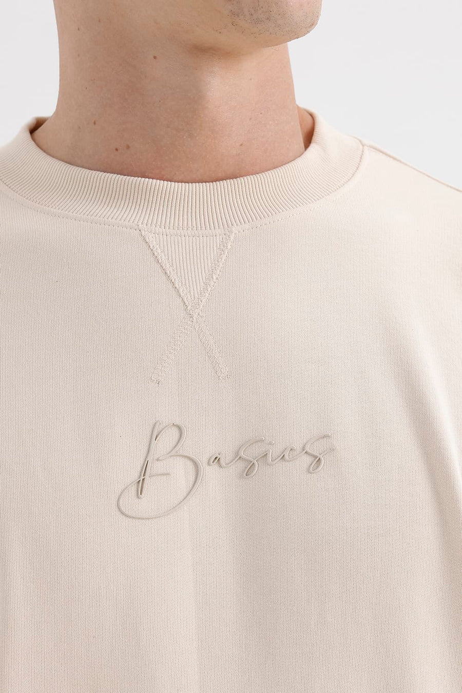 BASICS COMFORT FIT WHITE SWAN COTTON CREW SWEART SHIRT
