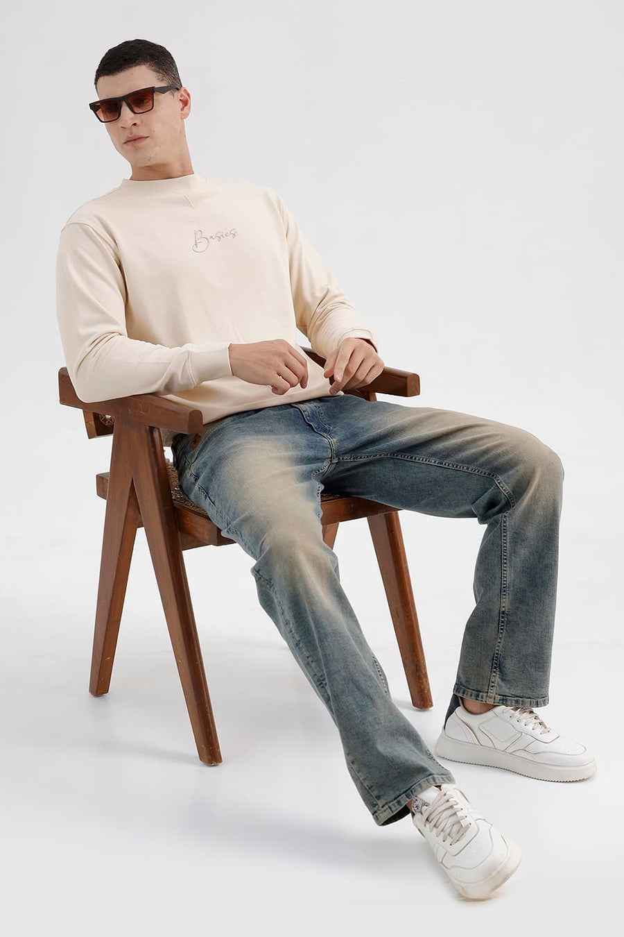 BASICS COMFORT FIT WHITE SWAN COTTON CREW SWEART SHIRT