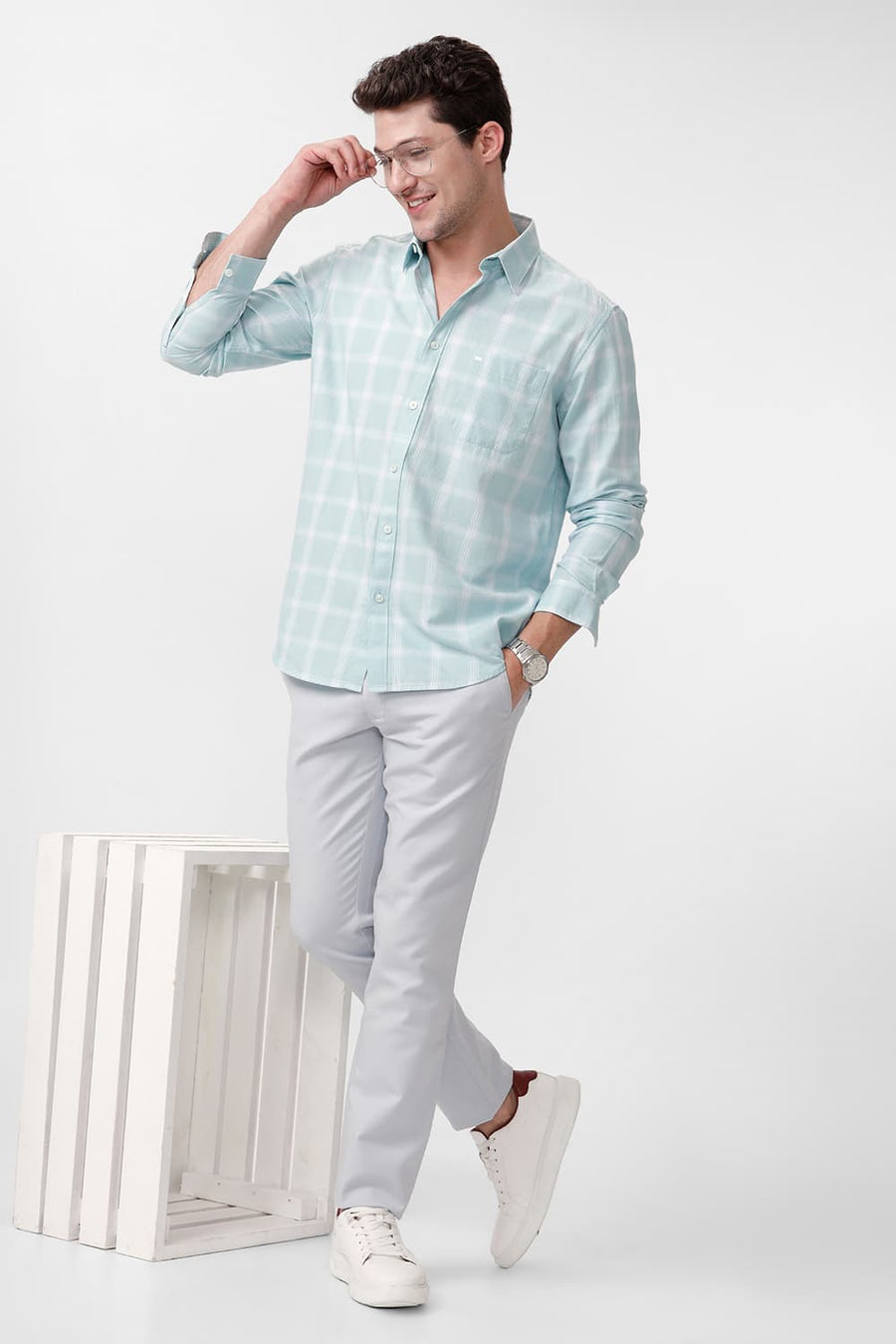 BASICS TAPERED FIT ARCTIC ICE BLUE COTTON STRETCH DOBBY TROUSER