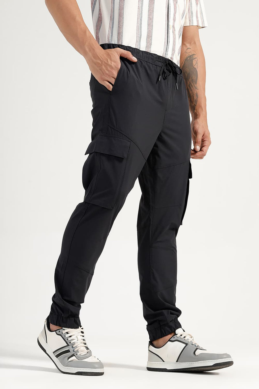 BASICS DRIFT FIT ANTHRACITE BLACK POLYESTER STRETCH DOBBY TROUSER