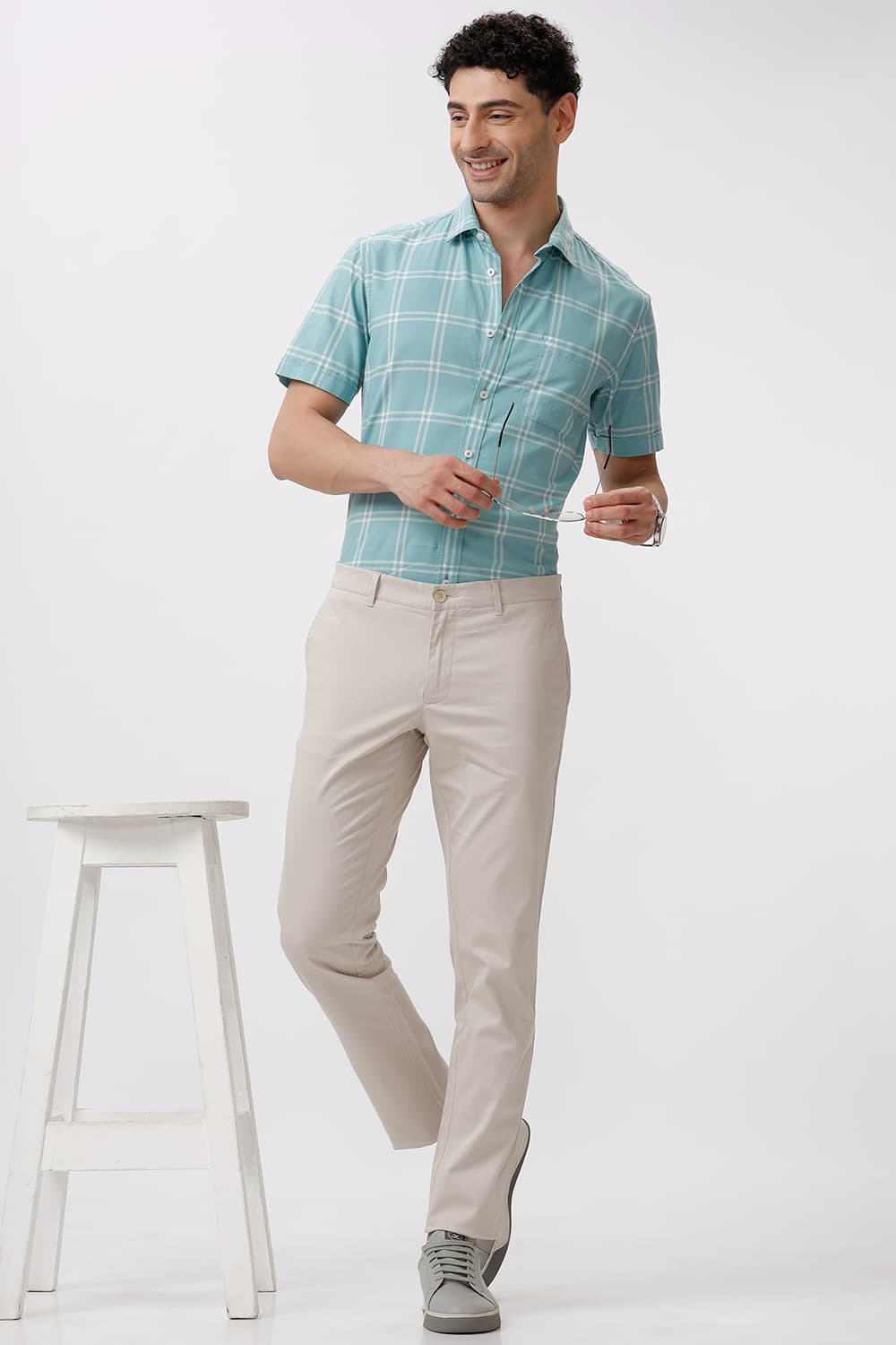 TAPERED FIT COTTON STRETCH DOBBY TROUSER