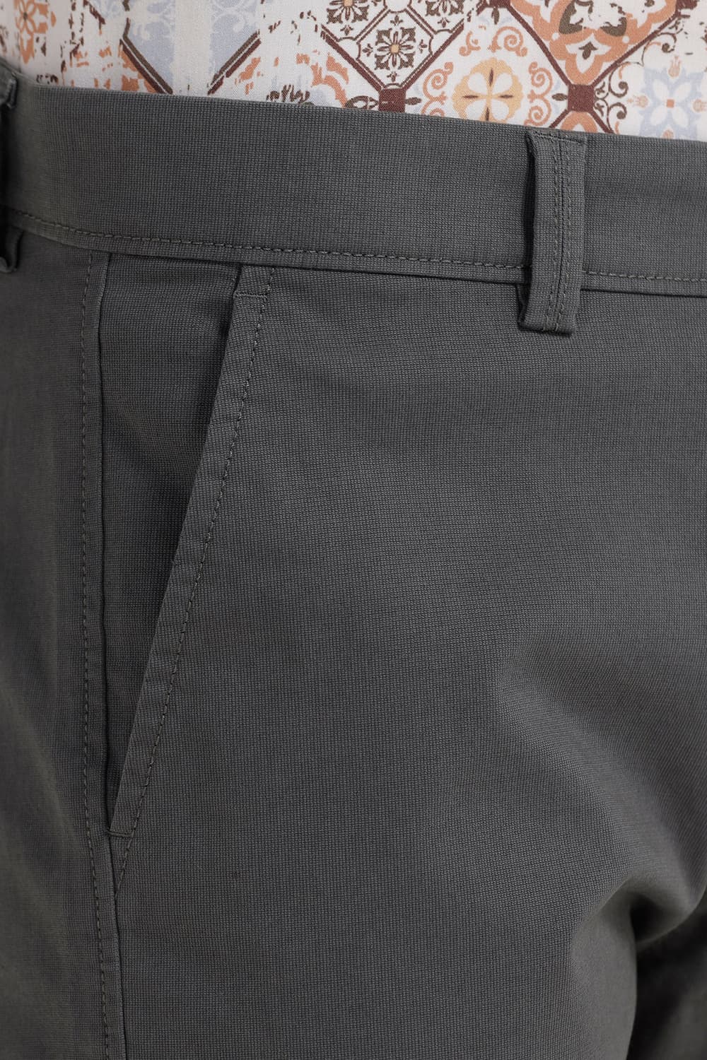 TAPERED FIT COTTON STRETCH TROUSER