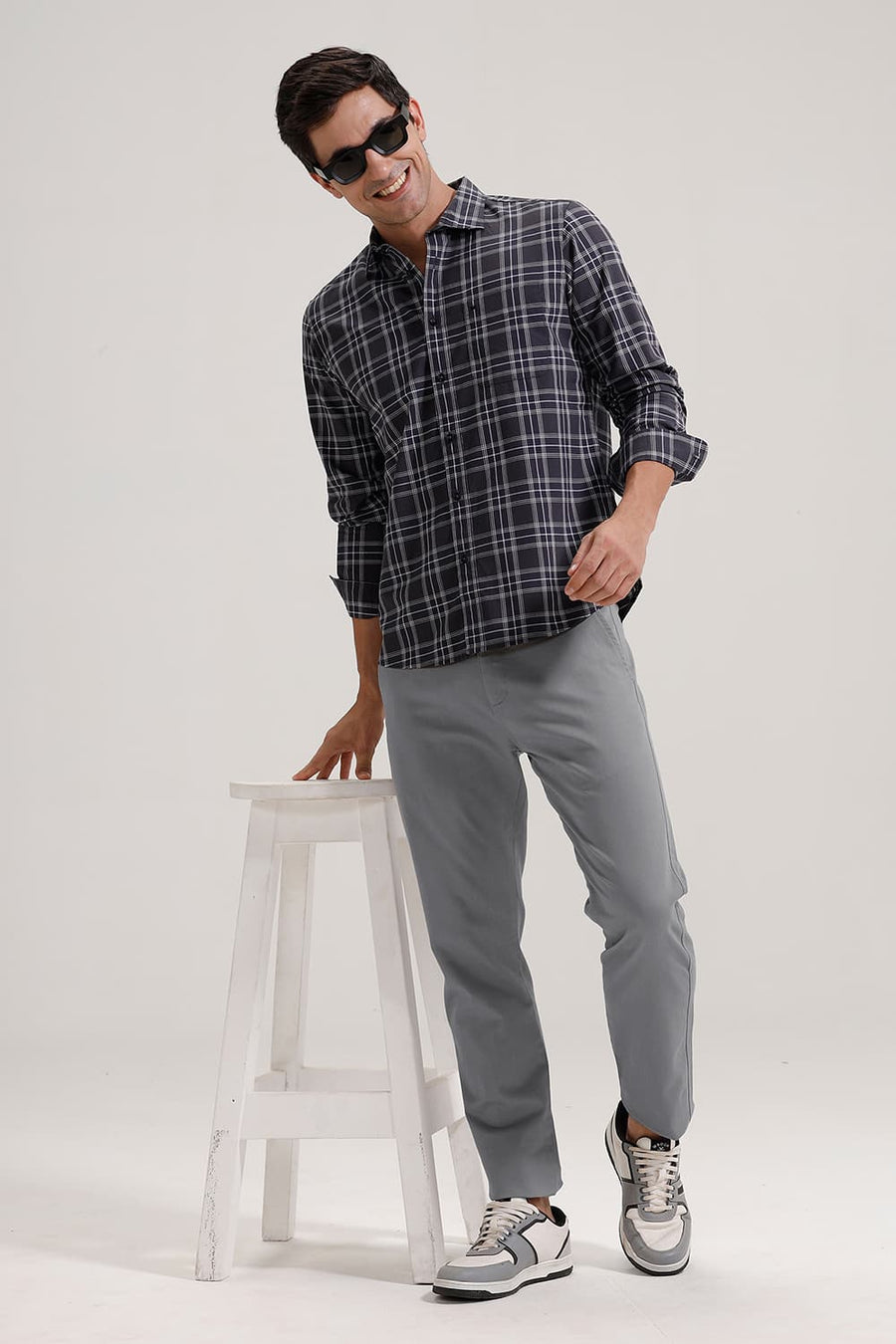 BASICS TAPERED FIT NEUTRAL GREY COTTON STRETCH TROUSER