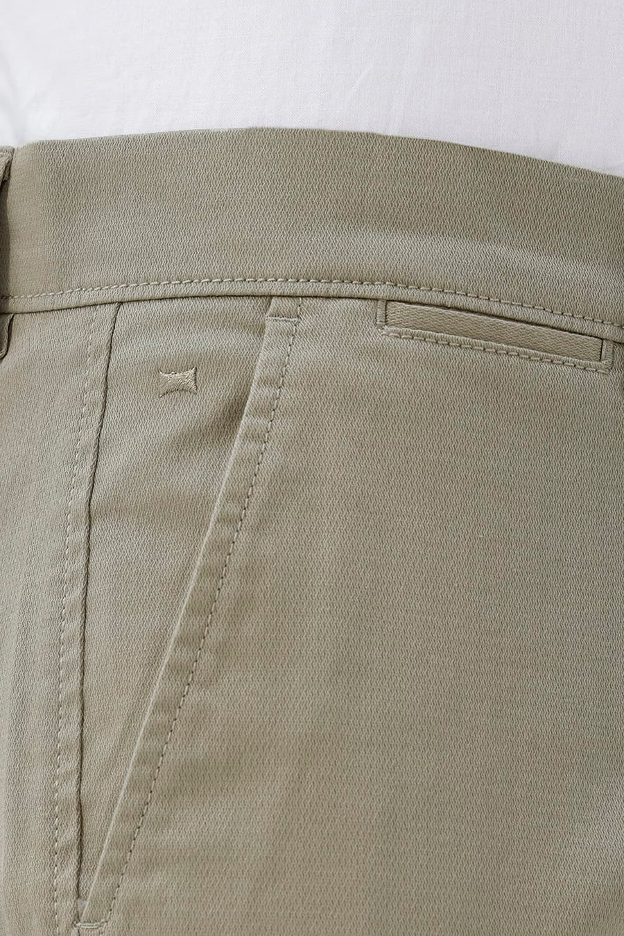 BASICS TAPERED FIT ELM GREEN COTTON STRETCH STRUCTURE TROUSER