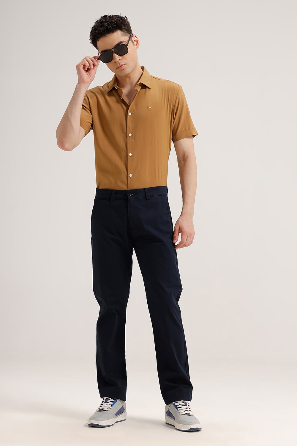 TAPERED FIT COTTON STRETCH TROUSER