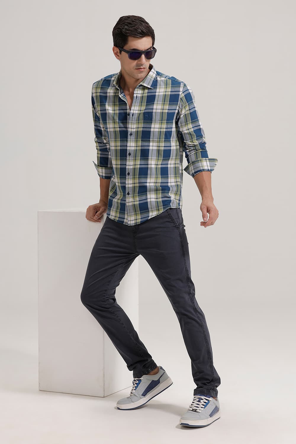 DRIFT FIT COTTON STRETCH TWILL TROUSER