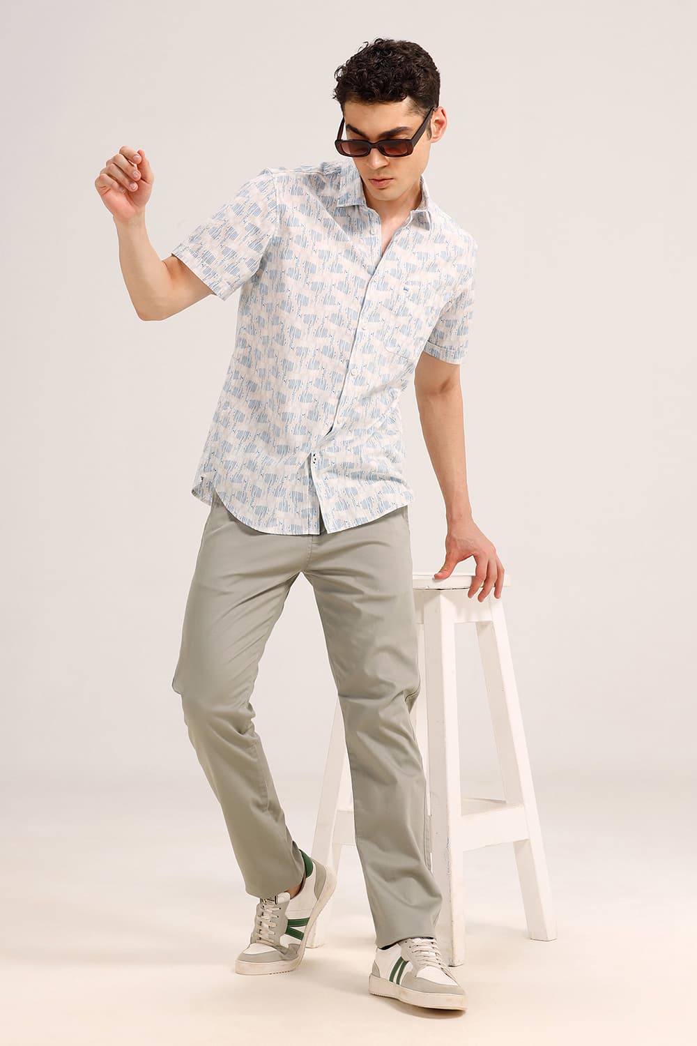 TAPERED FIT COTTON STRETCH TROUSER