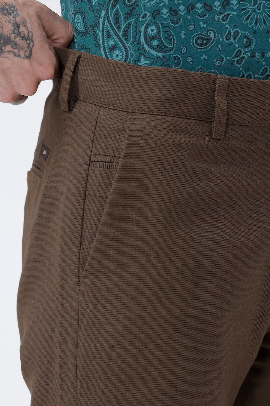 BASICS TAPERED FIT DESERT PALM BROWN COTTON LINEN STRUCTURE TROUSER