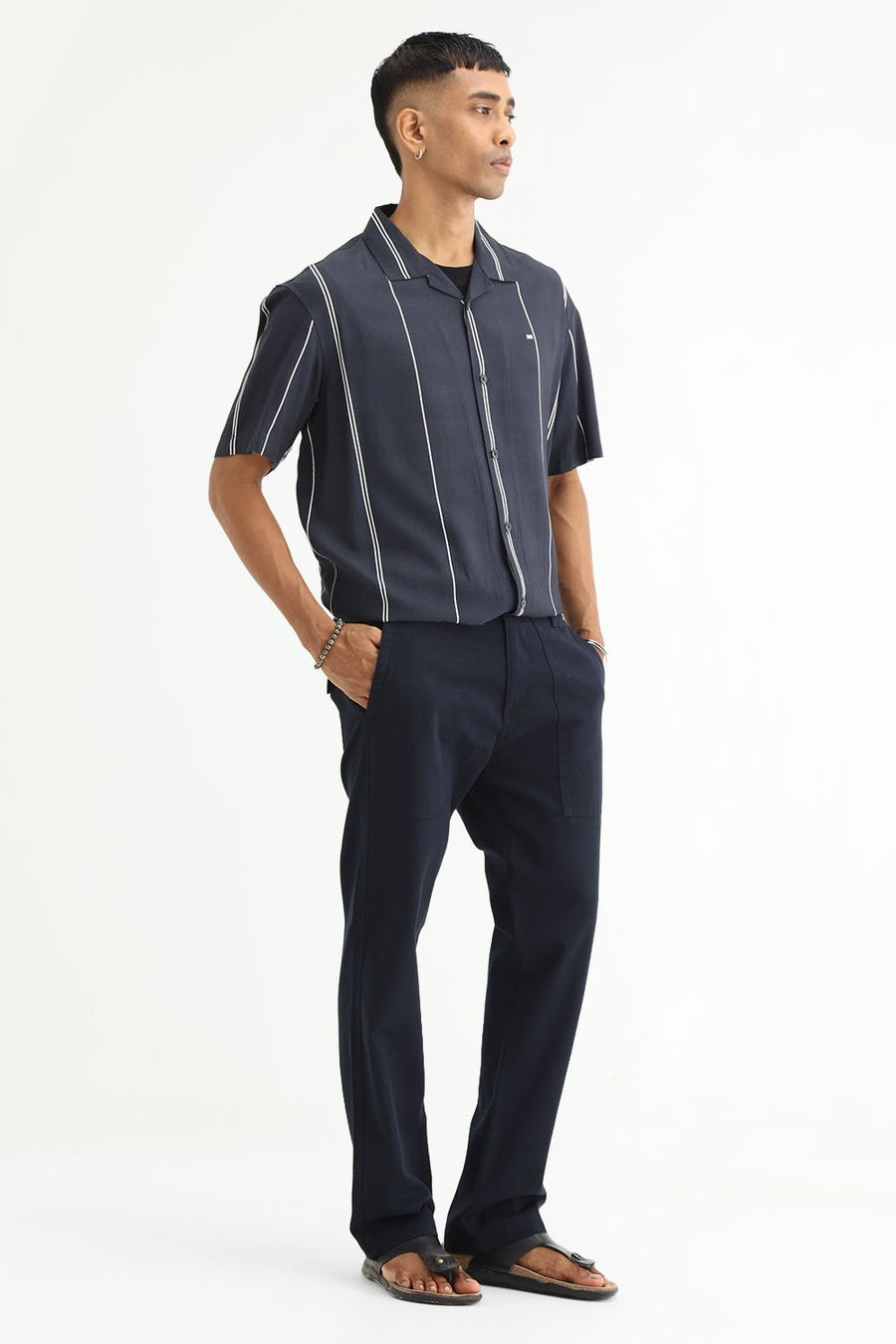 BASICS DRIFT FIT  COTTON STRUCTURE TROUSER