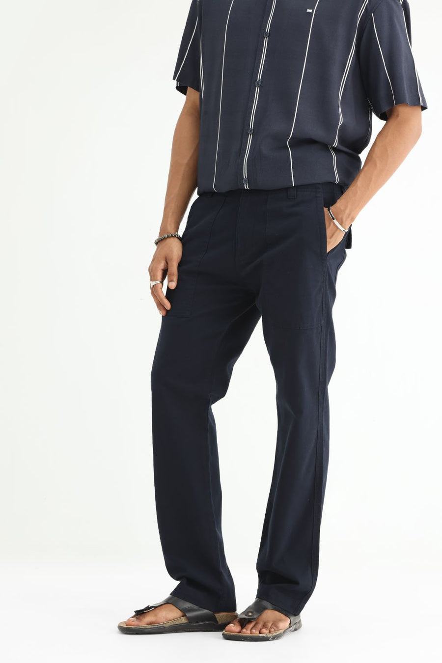 BASICS DRIFT FIT  COTTON STRUCTURE TROUSER