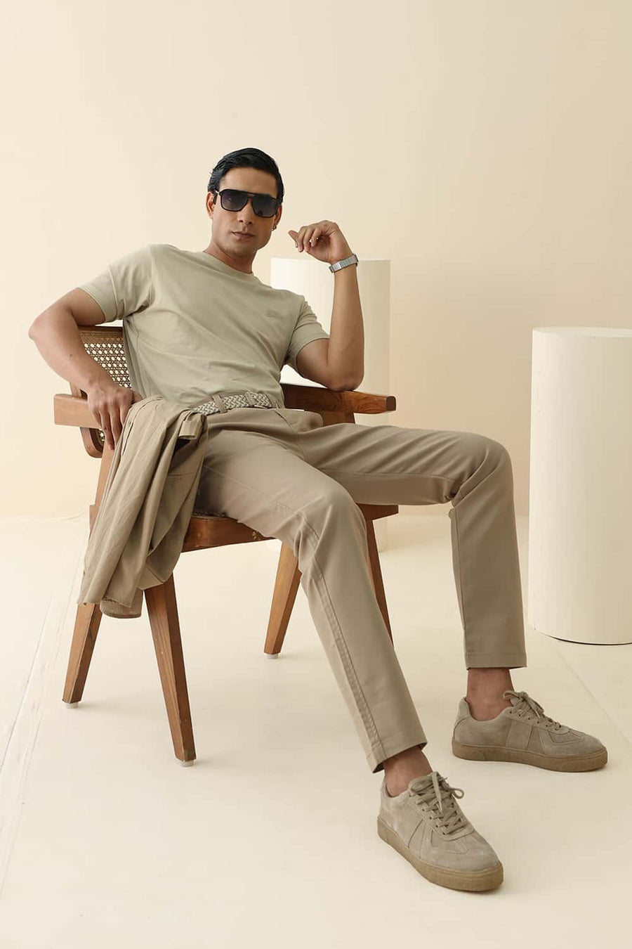 Basics Tapered Fit Oak Khaki Cotton Stretch Structure Trouser