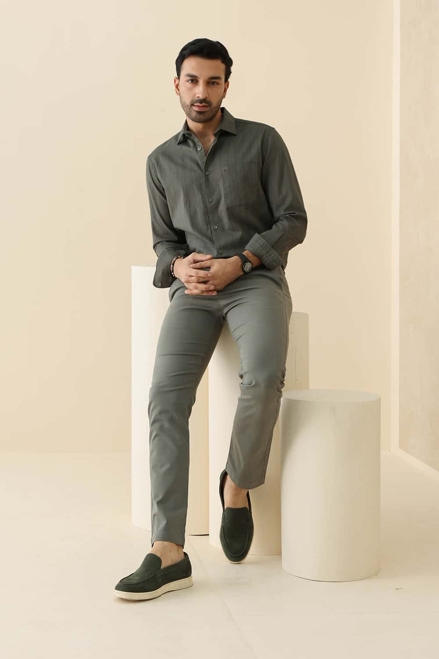 BASICS TAPERED FIT SMOKEY GREEN COTTON STRETCH STRUCTURE TROUSER