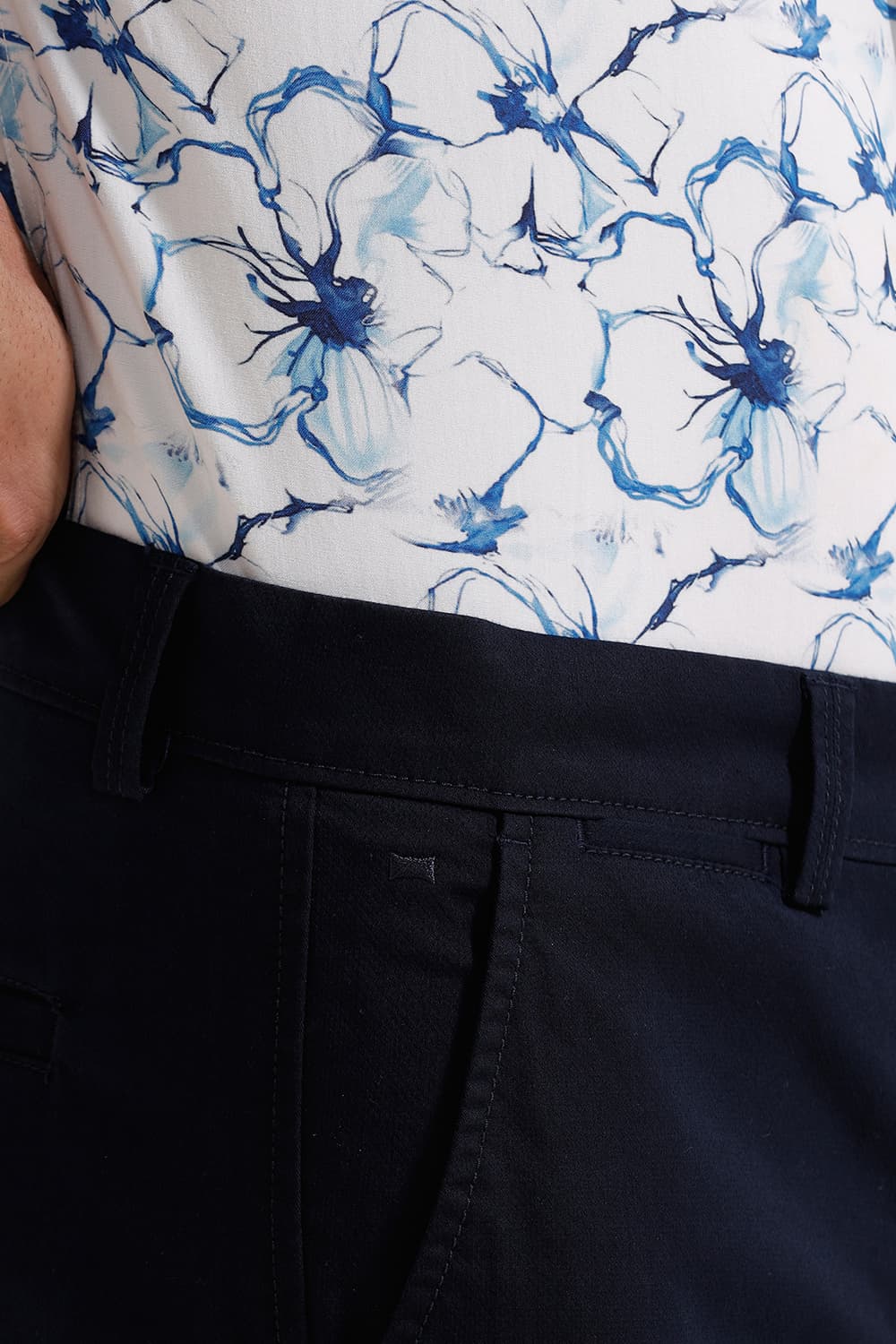 BASICS TAPERED FIT NAVY COTTON STRETCH TROUSER