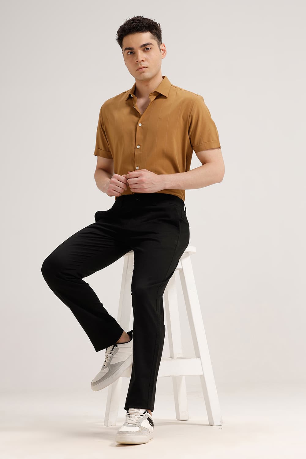 TAPERED FIT COTTON STRETCH TROUSER