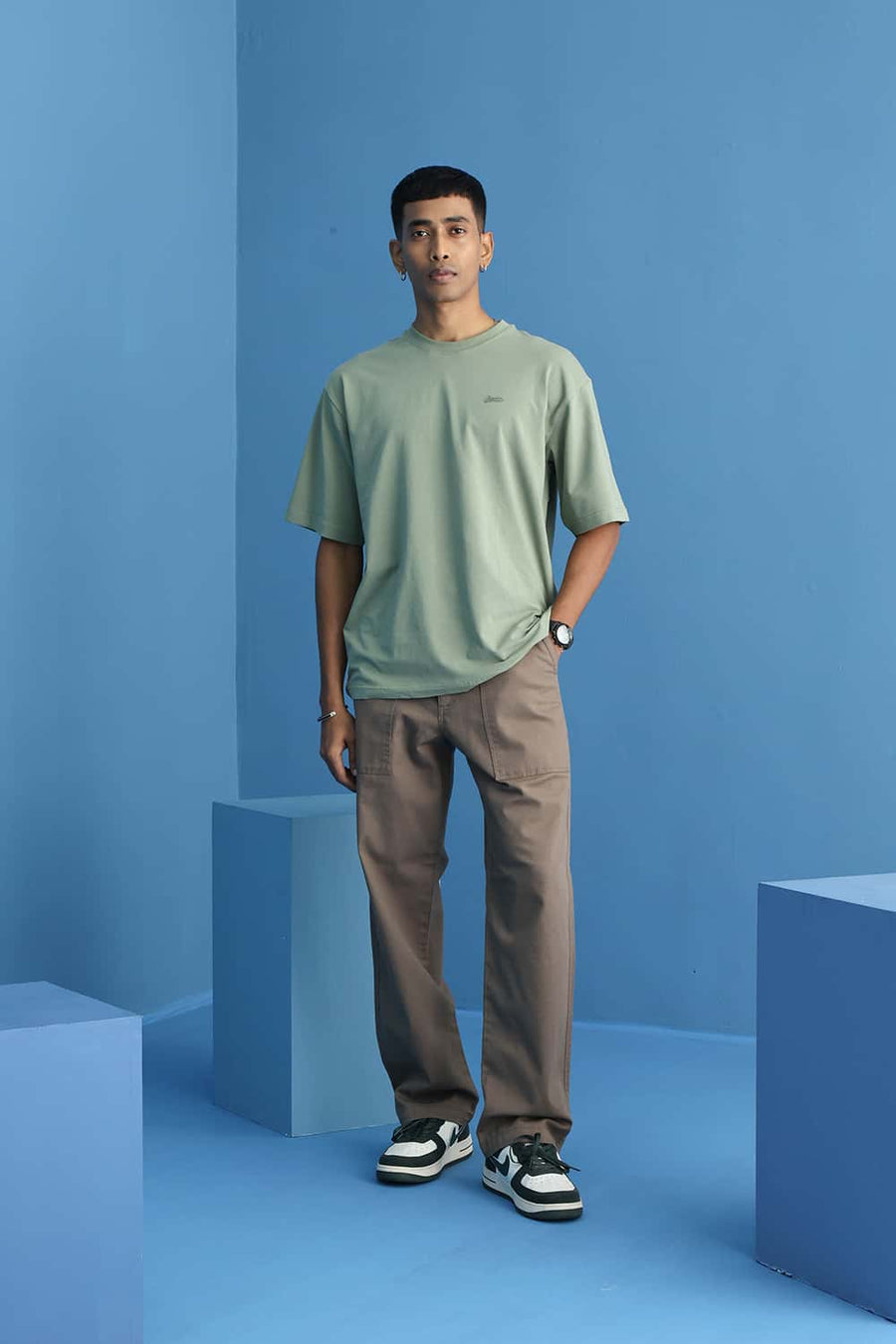 BASICS RELAXED FIT SHITAKE BROWN COTTON STRETCH STRUCTURE TROUSER