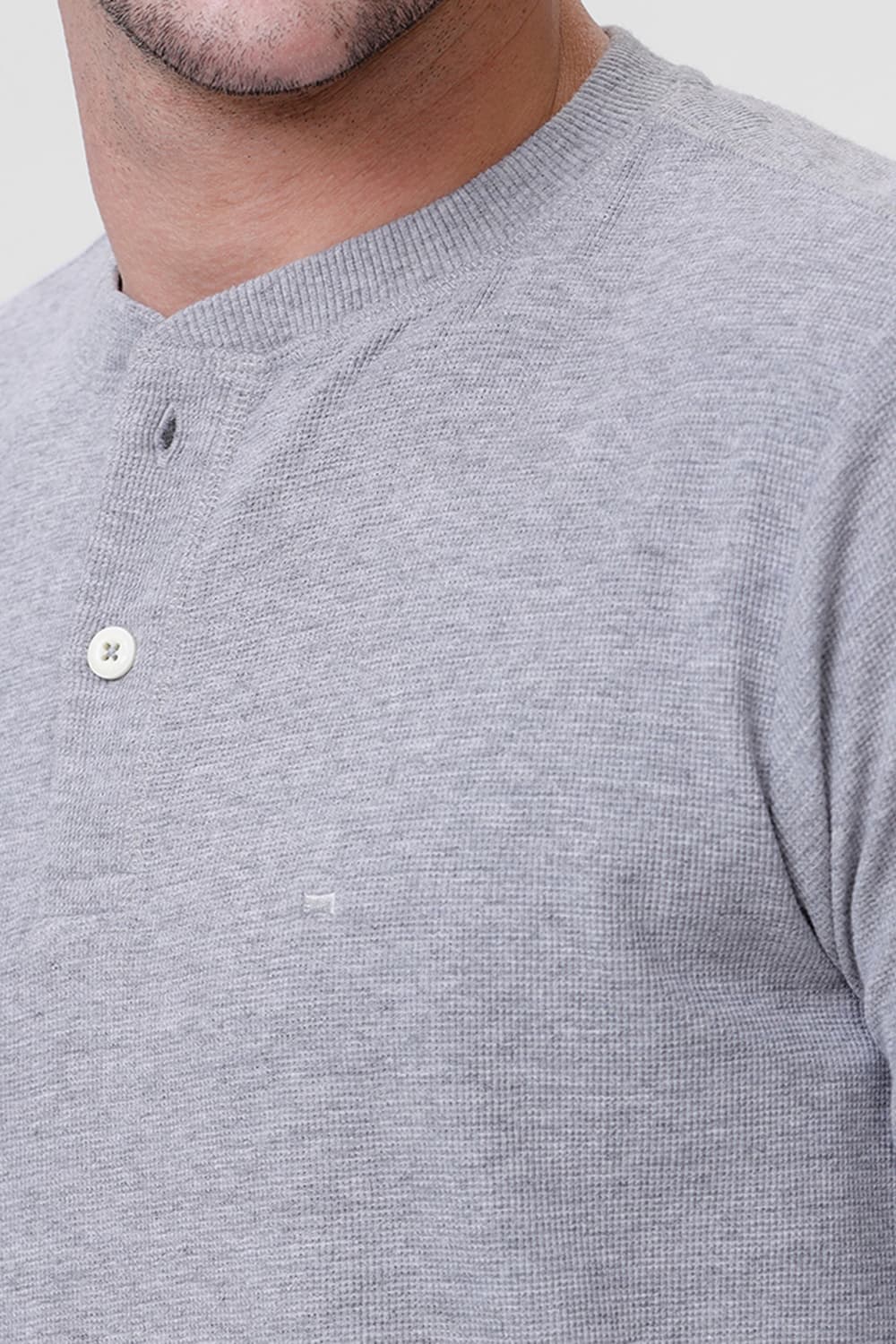 BASICS REGULAR FIT GREY HEATHER COTTON POLYESTER HENELY T-SHIRT