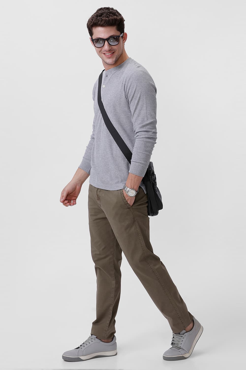 BASICS REGULAR FIT GREY HEATHER COTTON POLYESTER HENELY T-SHIRT