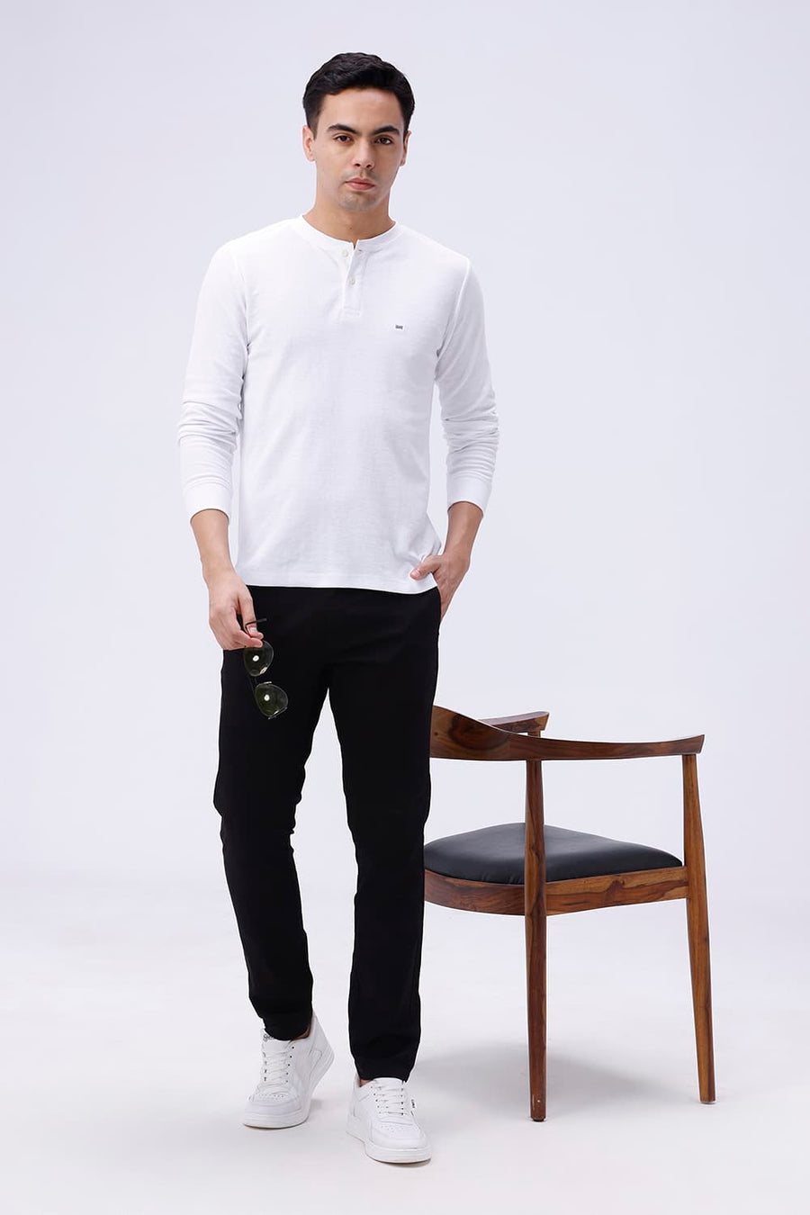 BASICS REGULAR FIT LUCENT WHITE COTTON POLYESTER HENLEY T-SHIRT