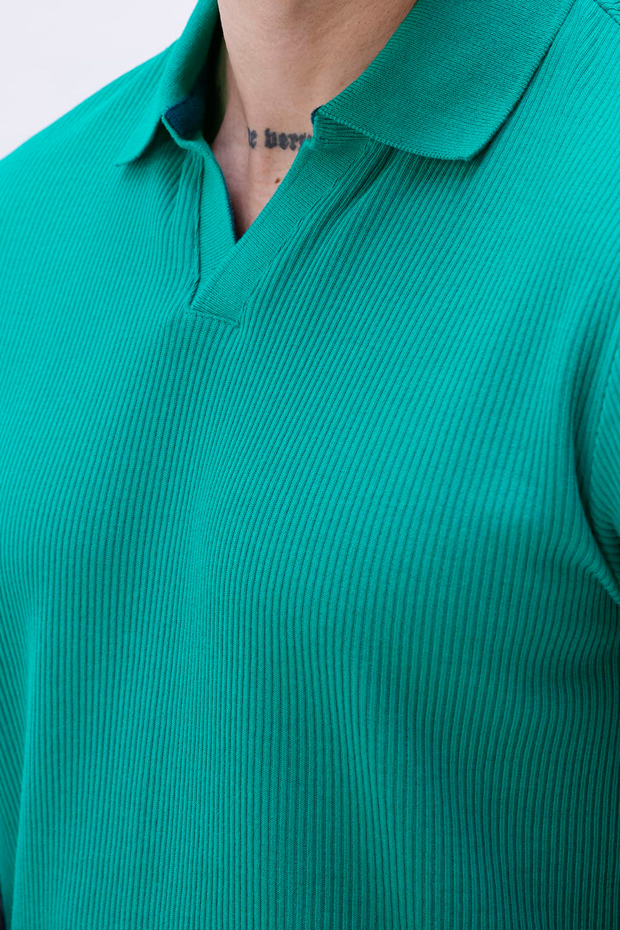 BASICS REGULAR FIT KAYAKING COTTON JOHNNY POLO T-SHIRT