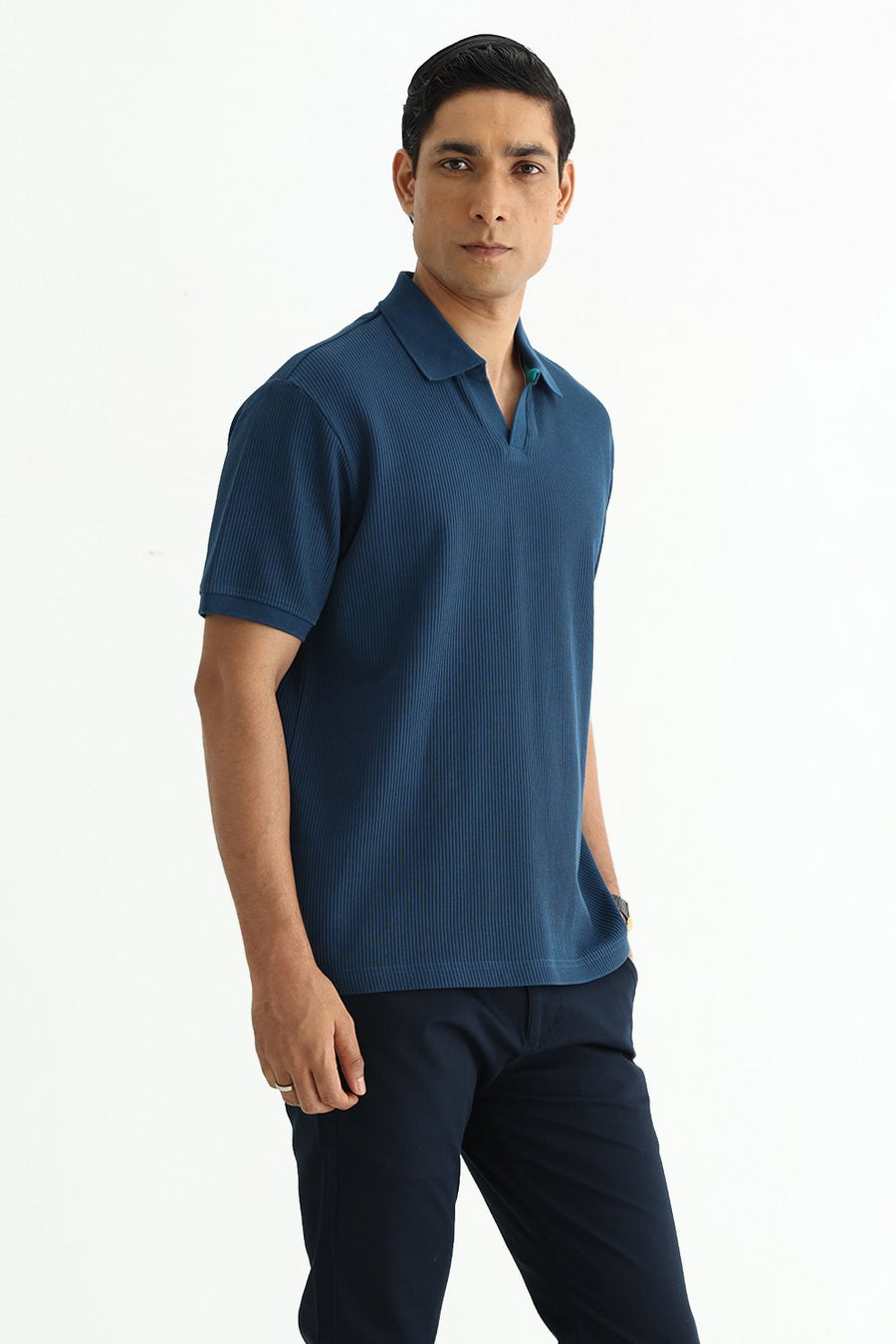 BASICS REGULAR FIT TITAN COTTON JOHNNY POLO T-SHIRT