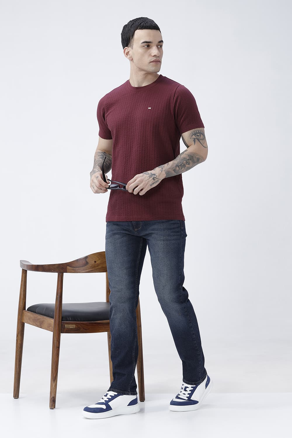 BASICS REGULAR FIT MAROON BANNER COTTON CREW T-SHIRT