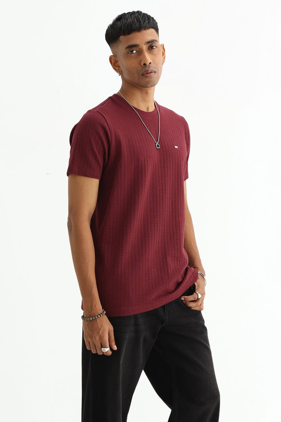 BASICS REGULAR FIT MAROON BANNER COTTON CREW T-SHIRT