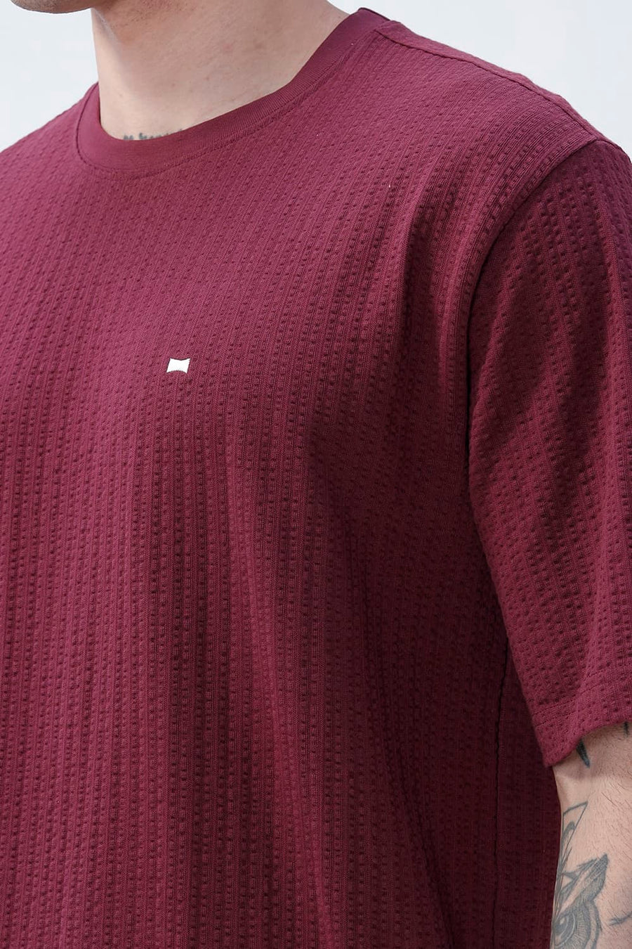 BASICS RELAXED FIT MAROON BANNER COTTON CREW T-SHIRT