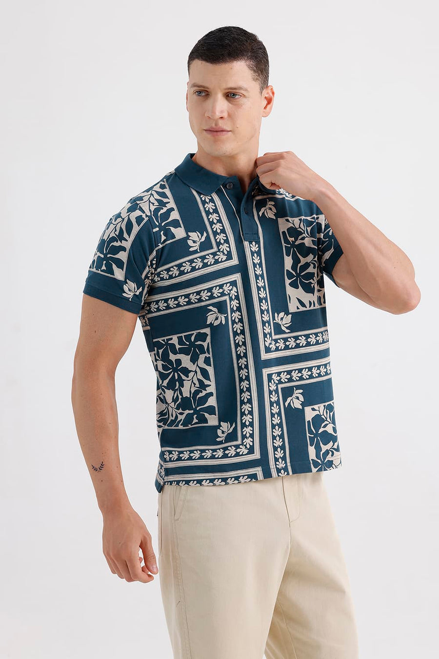 BASICS REGULAR FIT REFLECTING POND COTTON PRINTED POLO T-SHIRT